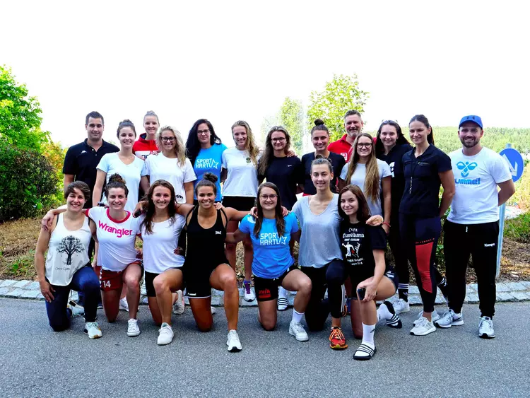 All drill - no chill: Das erste Trainingslager der Drittliga-Handballerinnen des ESV 1927 am Campus der Eckert Schulen in Regenstauf